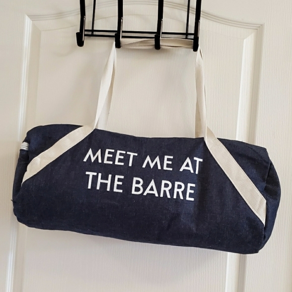 🎉3/$39 MEET ME AT THE BARRE Duffle Bag - Picture 8 of 10